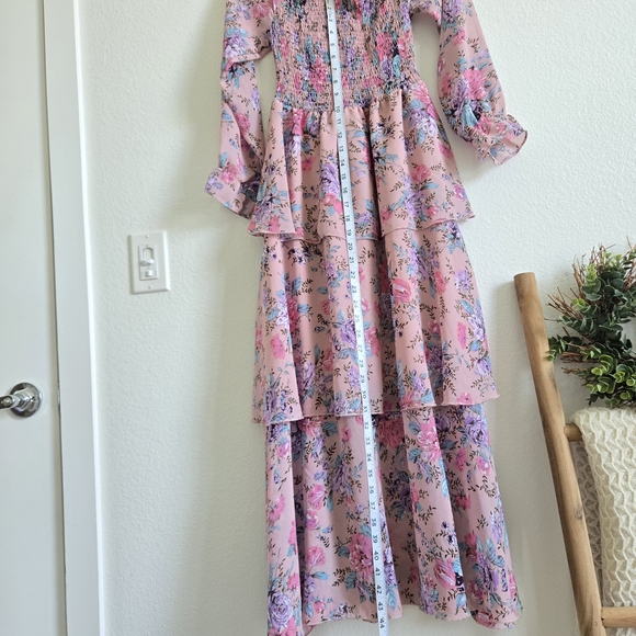 Floral Print Off-the-Shoulder Ruched Tiered Hem Dress|SHEIN - Picture 3 of 7